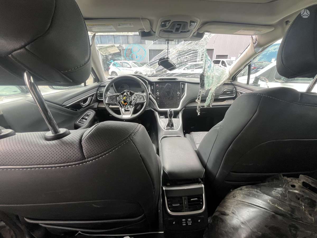 Subaru Outback - 6