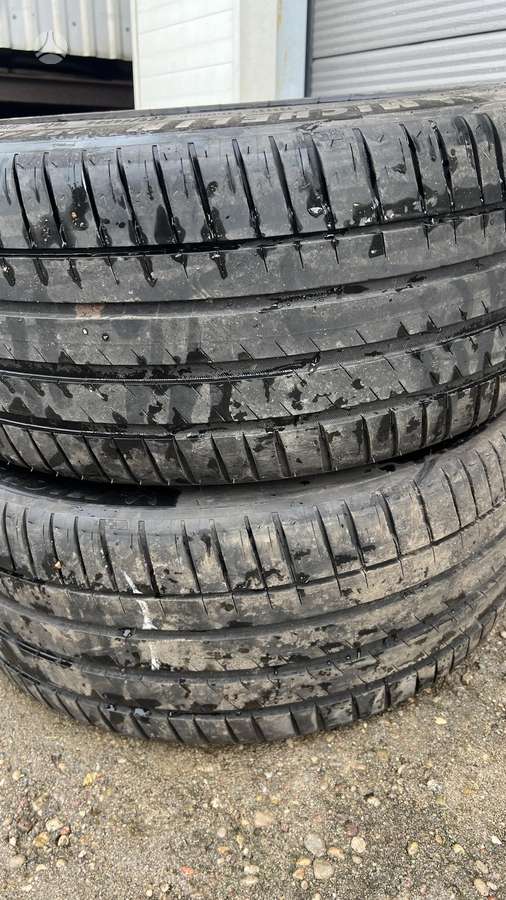 Michelin Pilot Sport EV, summer 255/40 R20