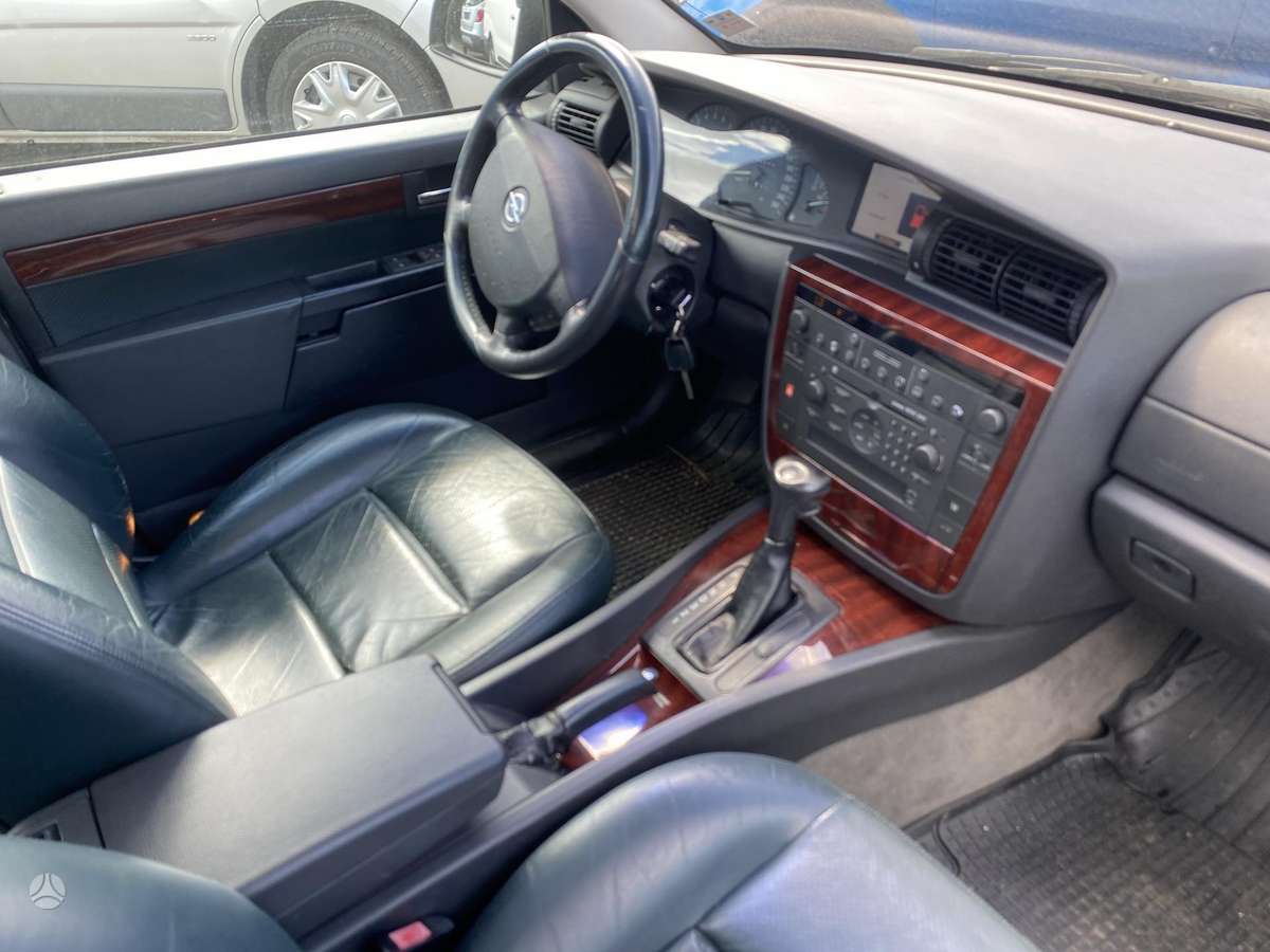 Opel Omega, 2.6 l., Седан