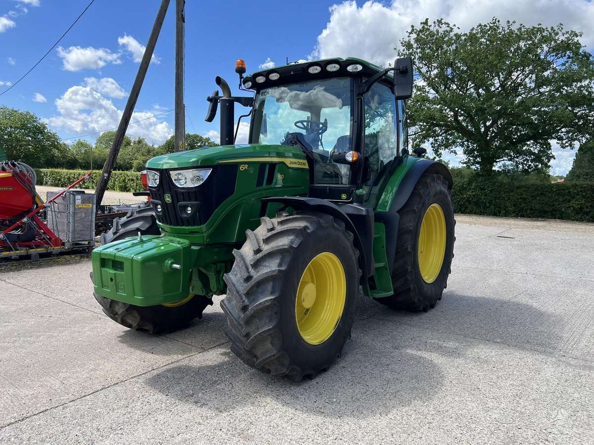 John Deere 6R150, traktoriai