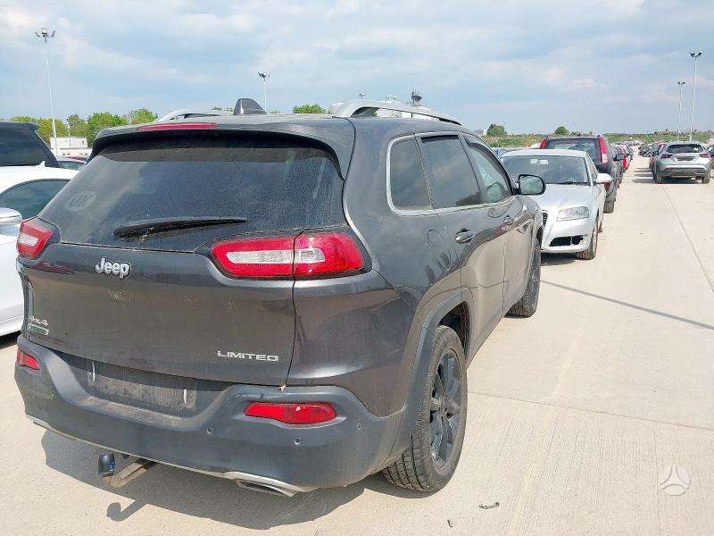 Jeep Cherokee по частям