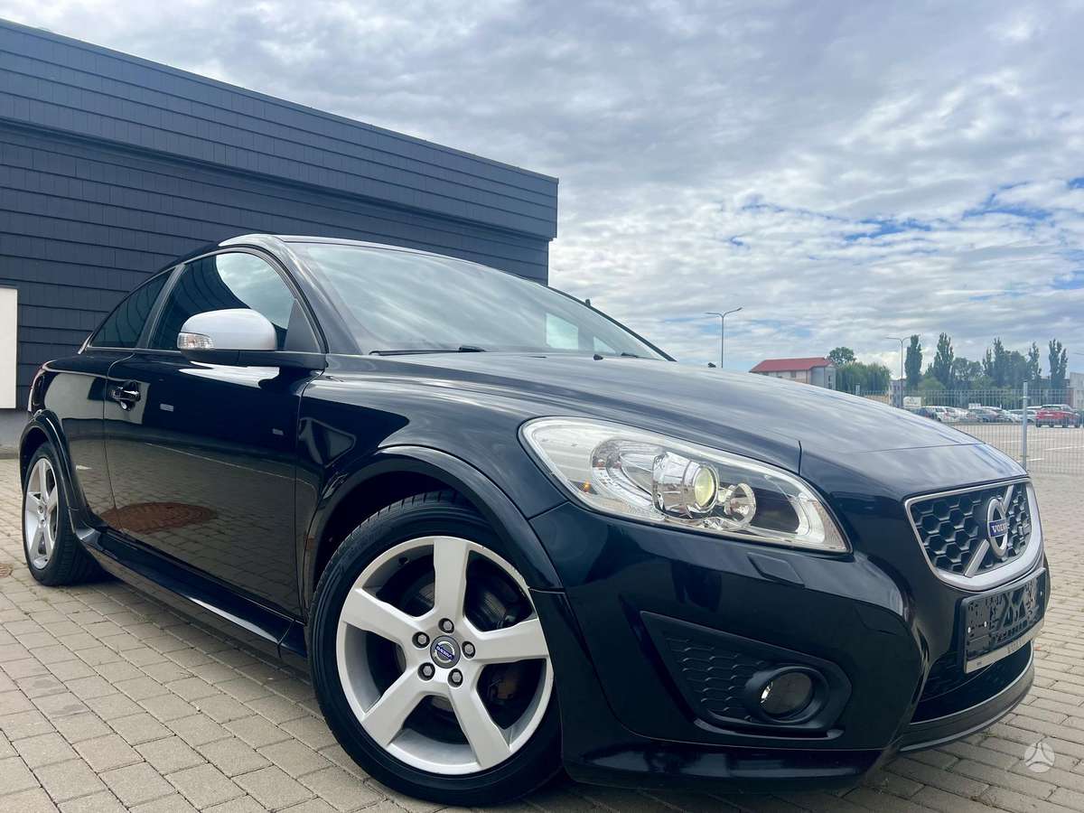 Volvo C30, 1.6 l., hatchback