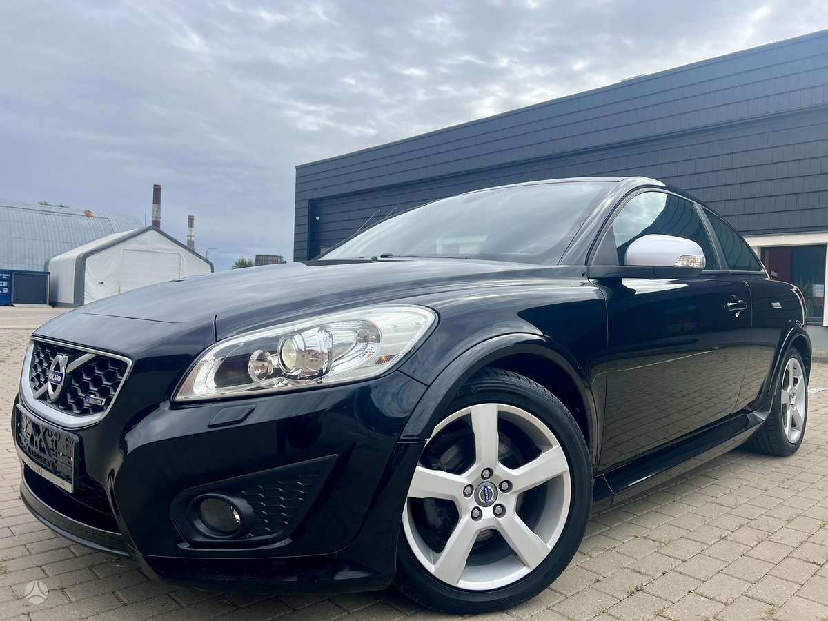 Volvo C30, 1.6 l., hatchback