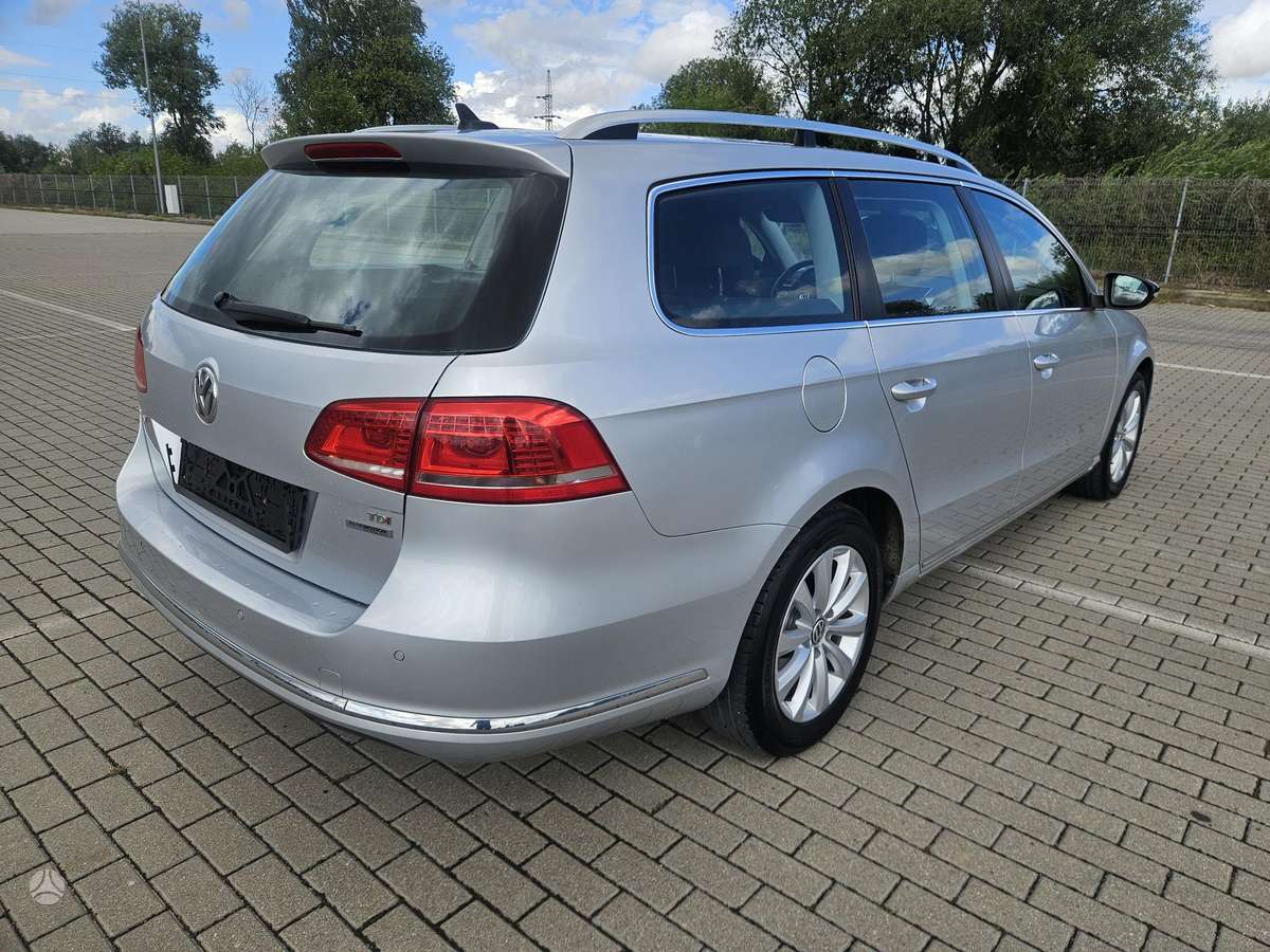 Volkswagen Passat - 3