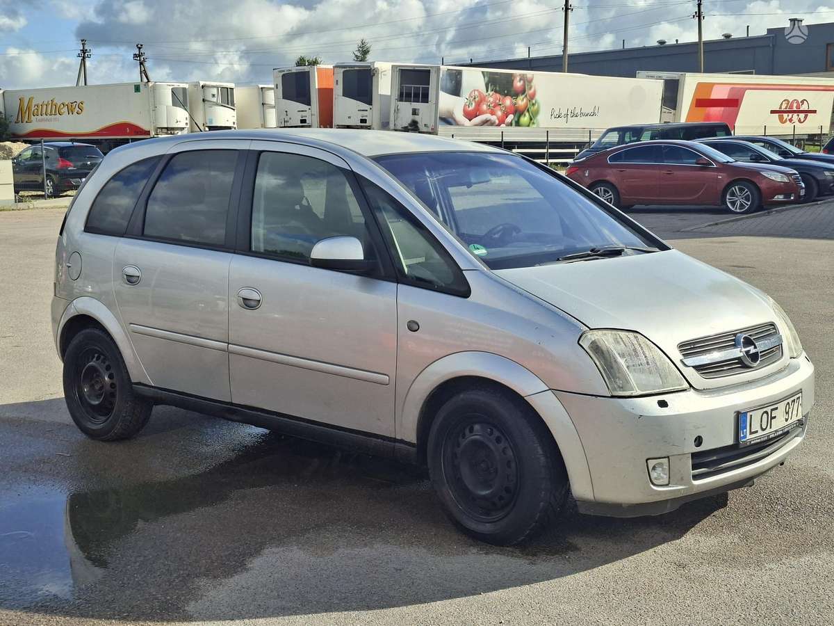 Opel Meriva, hatchback