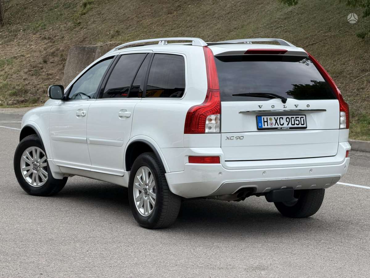 Volvo XC90 - 5