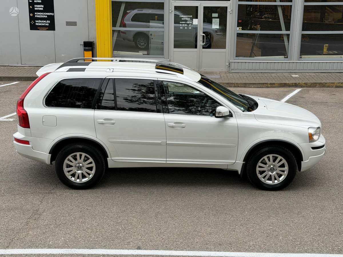 Volvo XC90 - 11