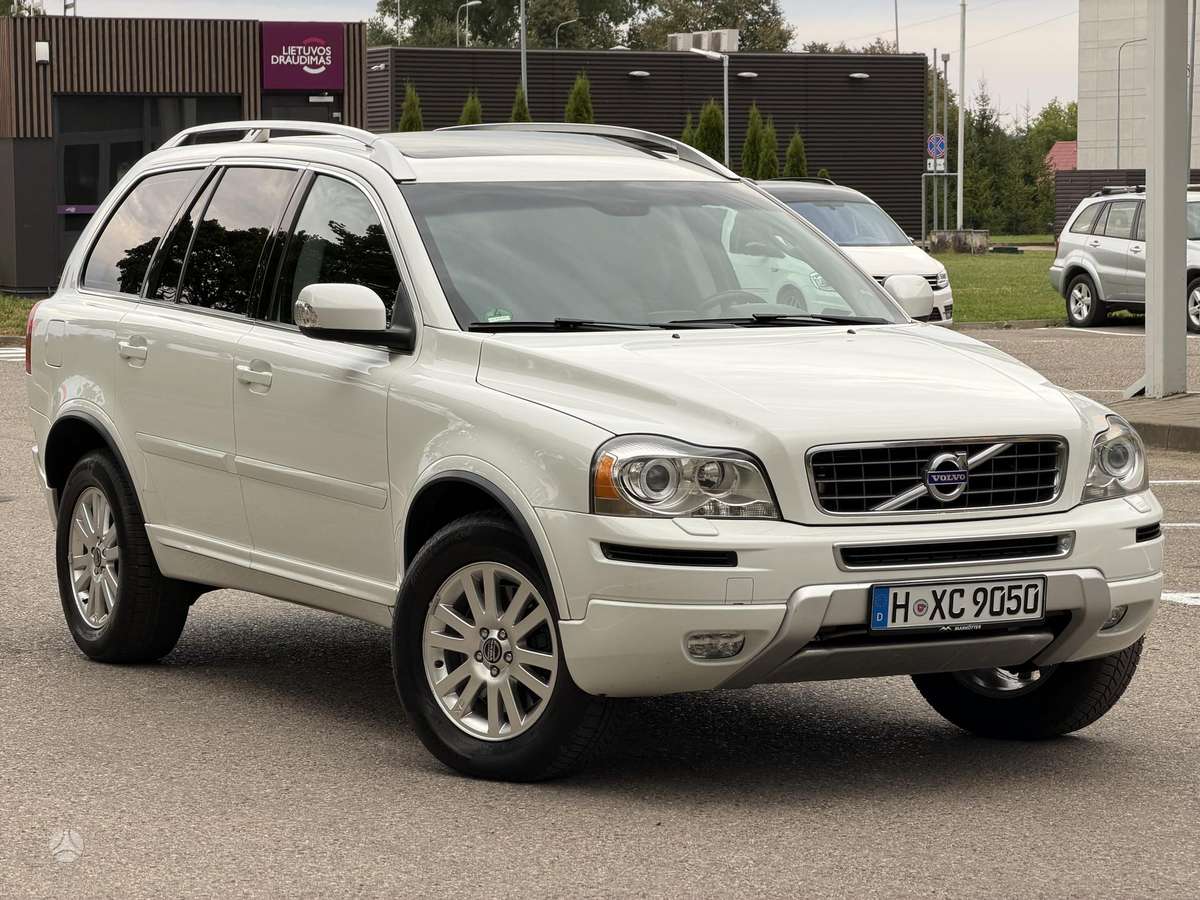 Volvo XC90 - 12