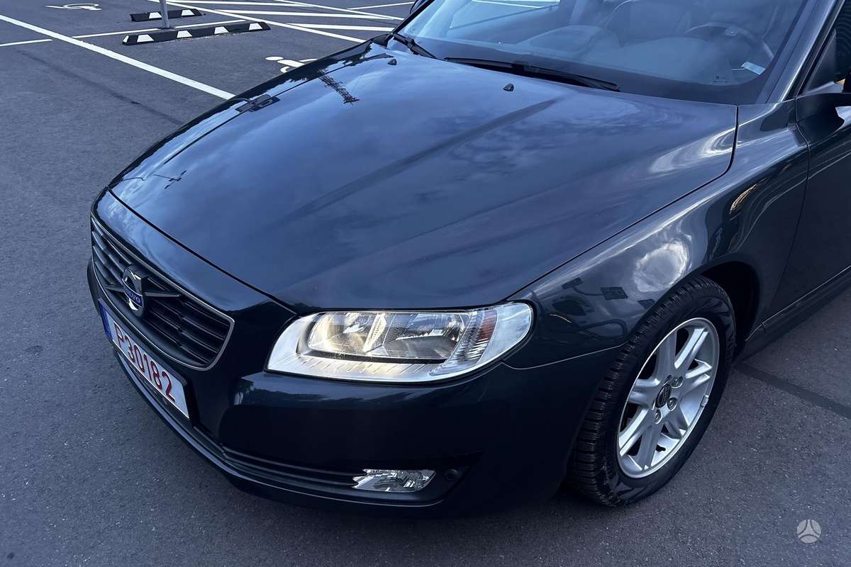 Volvo V70, 2.0 l., Универсал