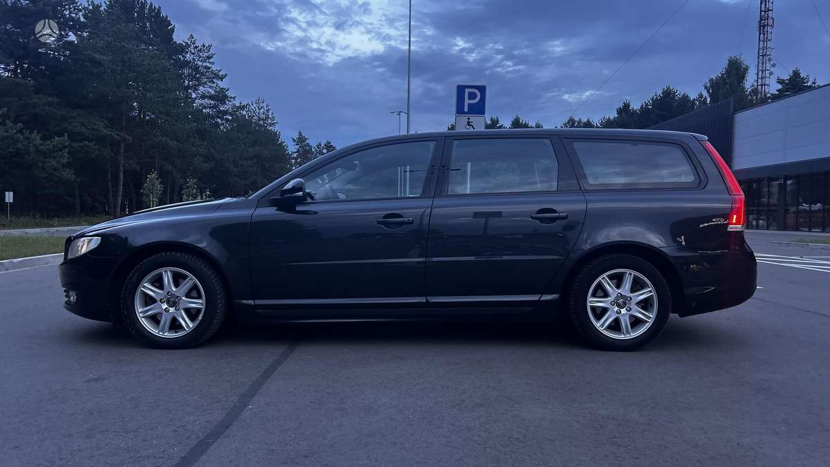 Volvo V70, 2.0 l., Универсал
