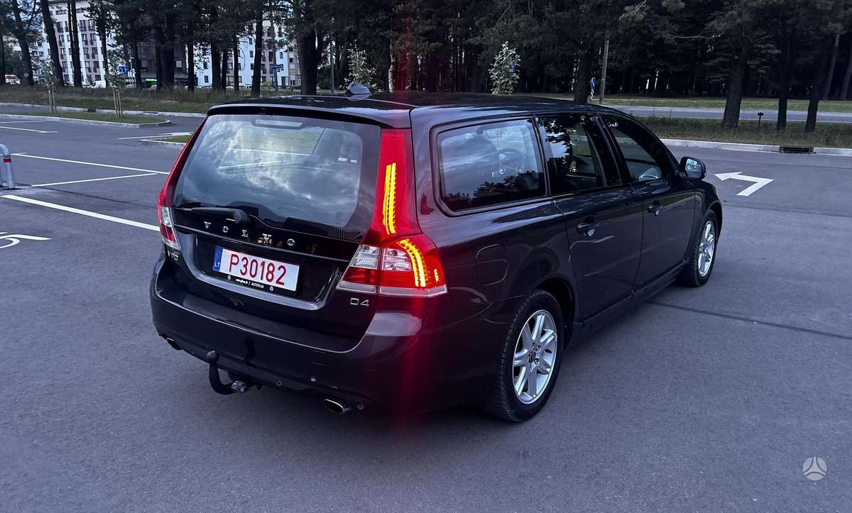 Volvo V70, 2.0 l., Универсал