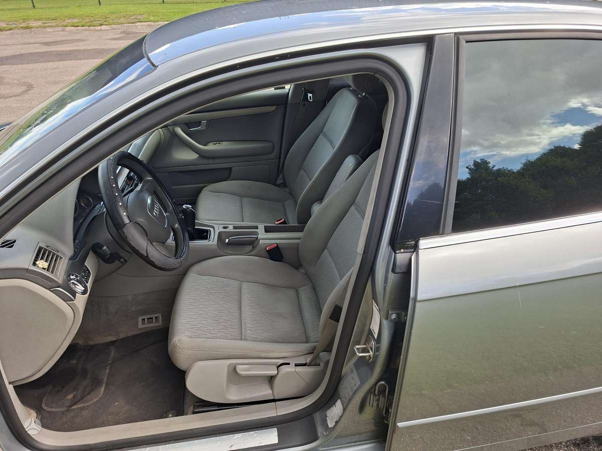 Audi A4, 2.0 l., Седан