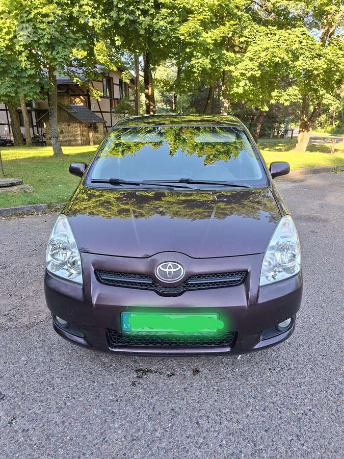Toyota Corolla Verso - 4