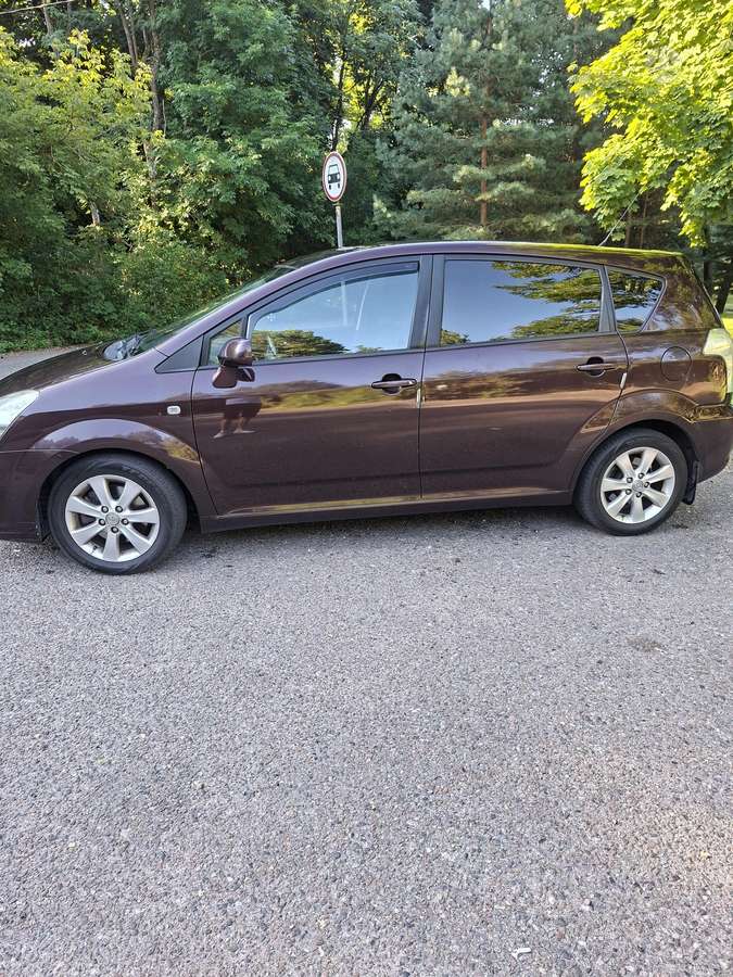 Toyota Corolla Verso - 5