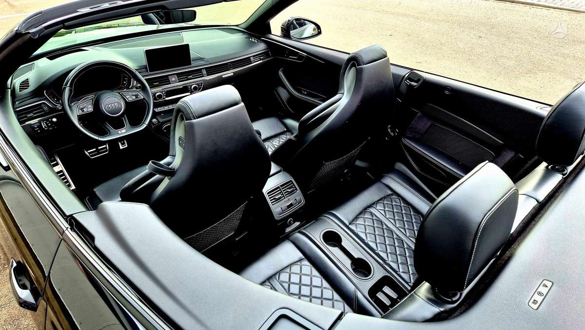 Audi S5, 3.0 l., convertible