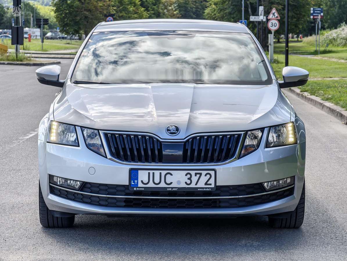 Škoda Octavia - 2
