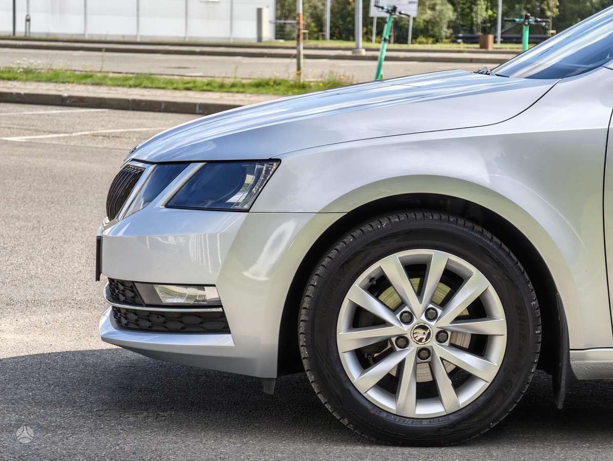 Škoda Octavia - 10