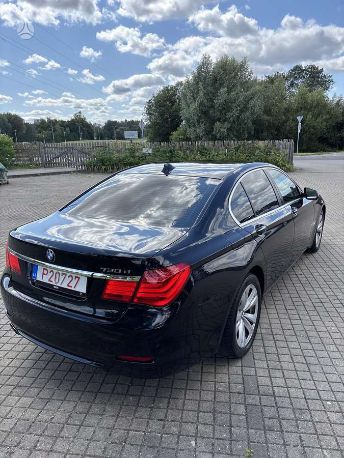 BMW 730, 3.0 l., Седан