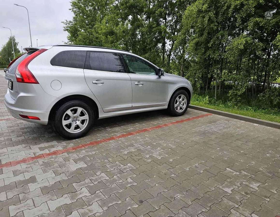 Volvo XC60 - 4