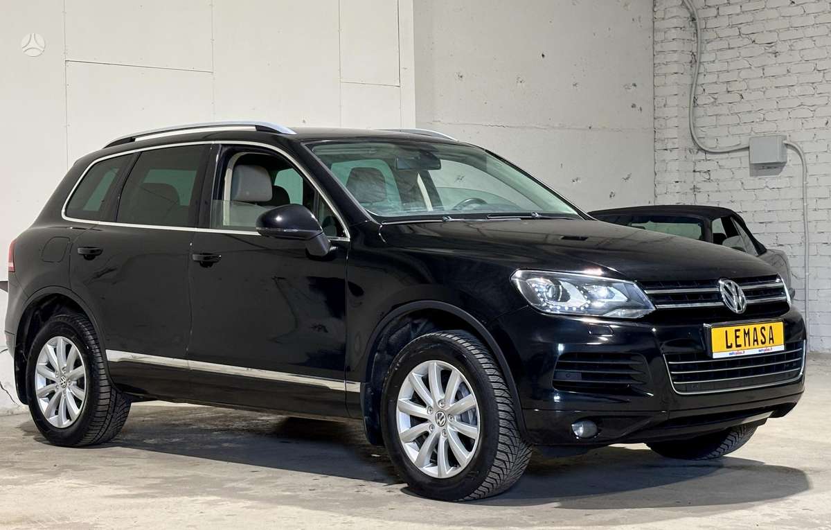 Volkswagen Touareg - 2
