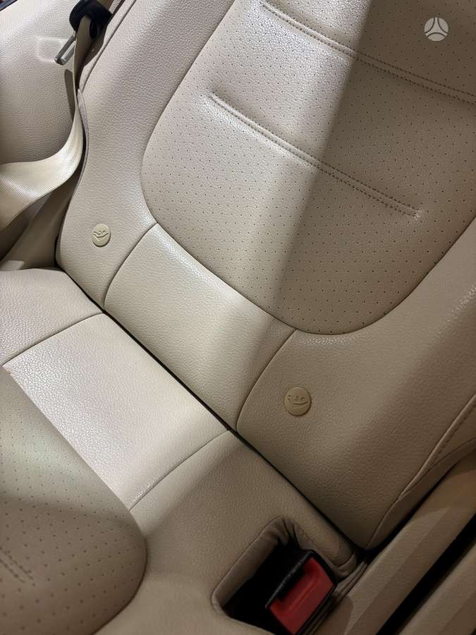 Volkswagen Touareg - 10