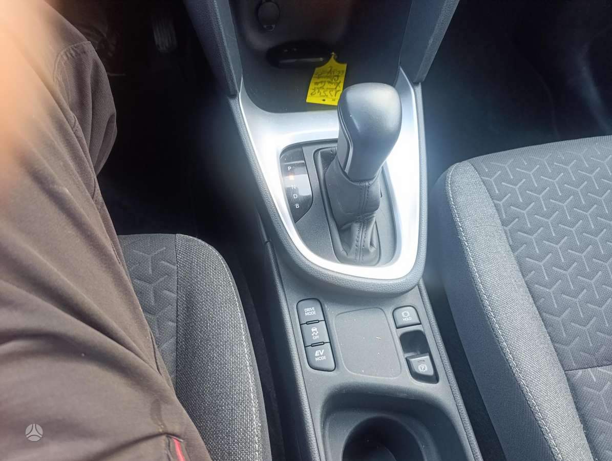 Toyota Yaris Cross - 11