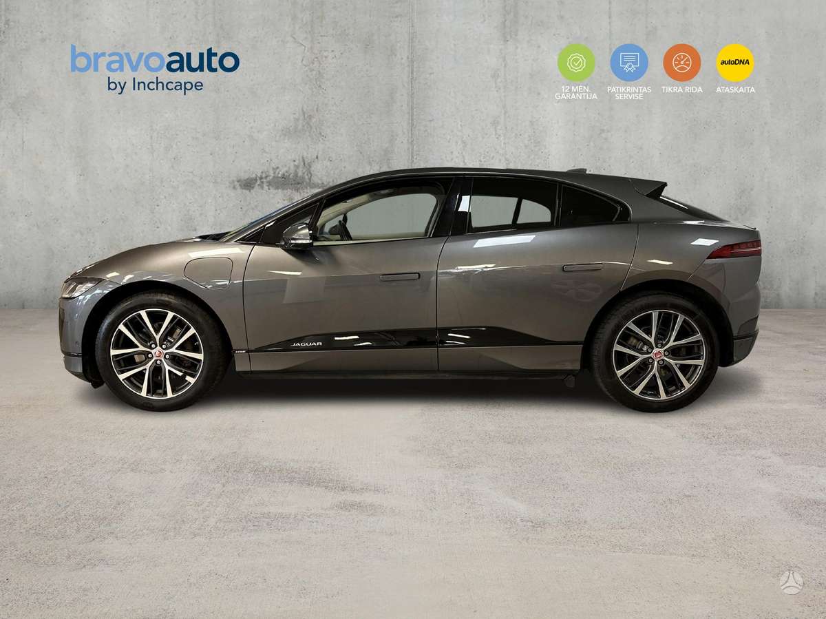 Jaguar I-Pace, off-road / crossover