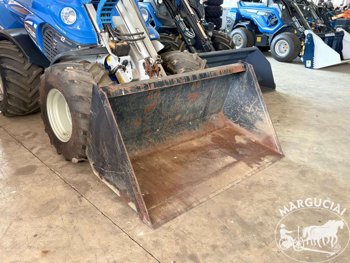 Multione "MultiOne", "Avant", 1,5 m, buckets