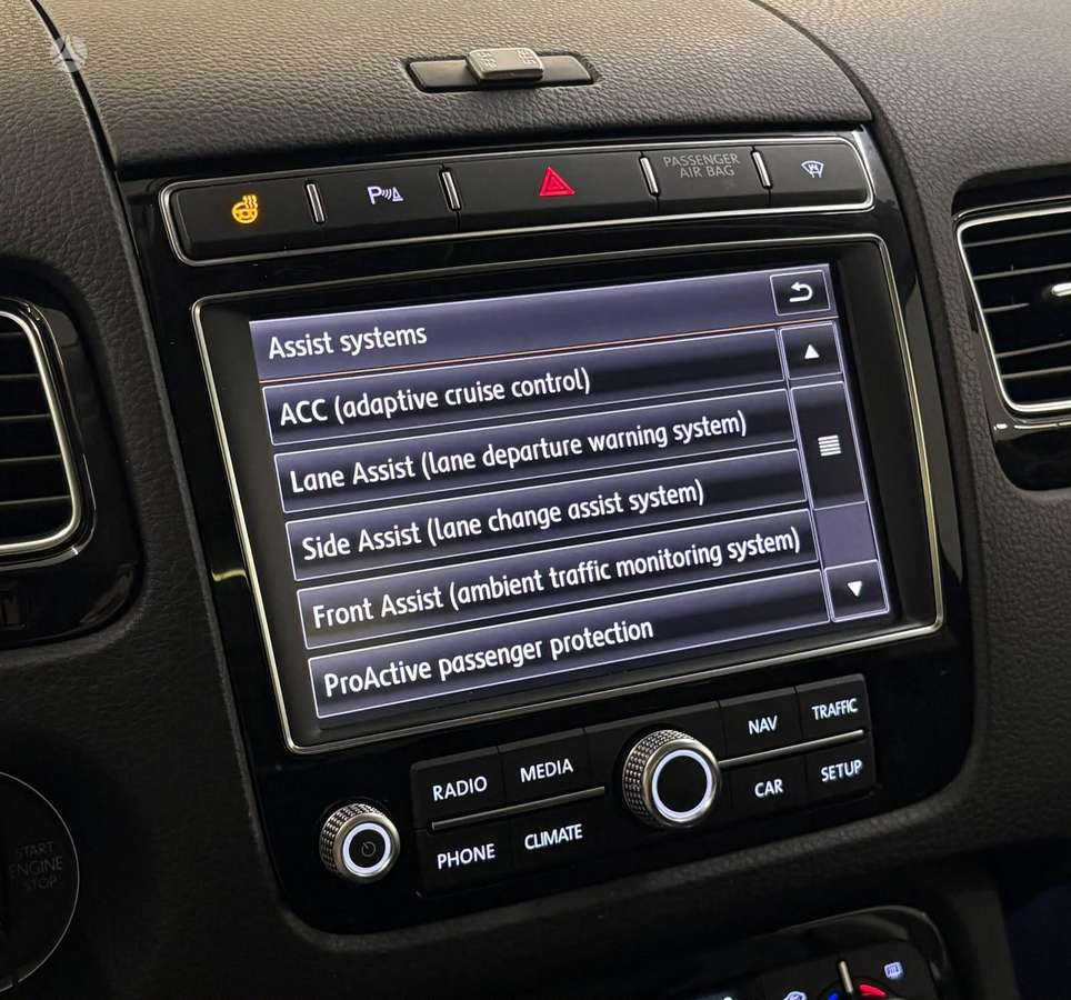 Volkswagen Touareg - 3