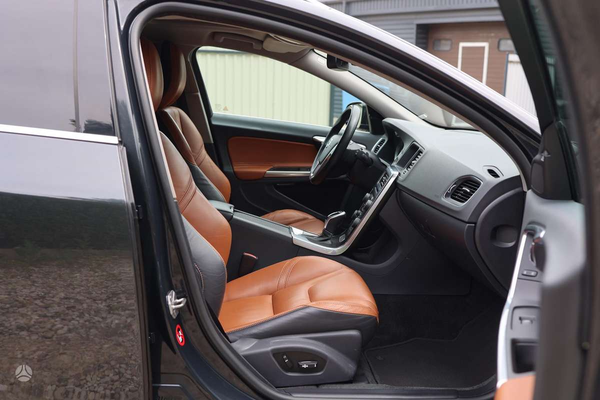 Volvo V60, 2.4 l., Универсал