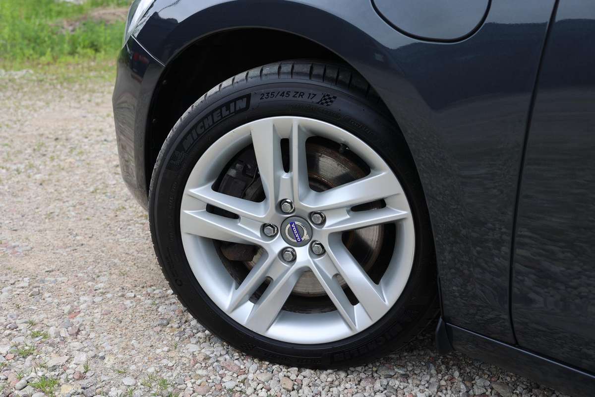 Volvo V60, 2.4 l., Универсал