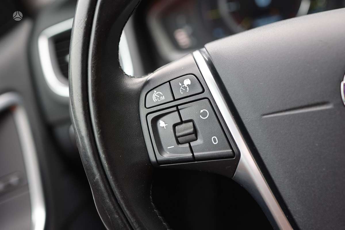 Volvo V60, 2.4 l., Универсал