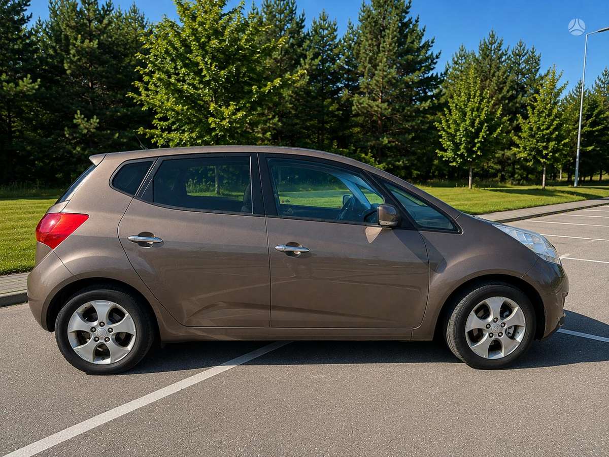 Kia Venga, 1.6 l., hatchback
