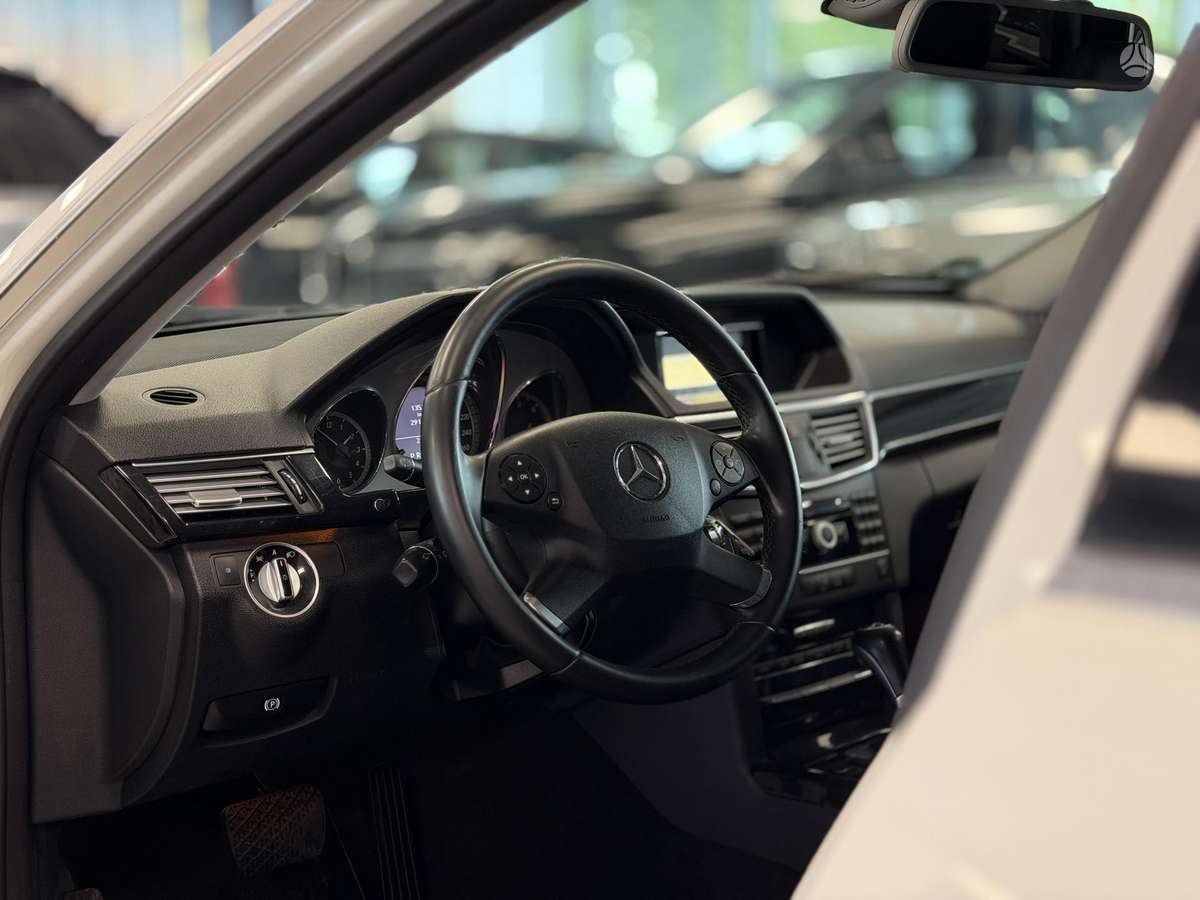 Mercedes-Benz E250, 2.1 l., Универсал