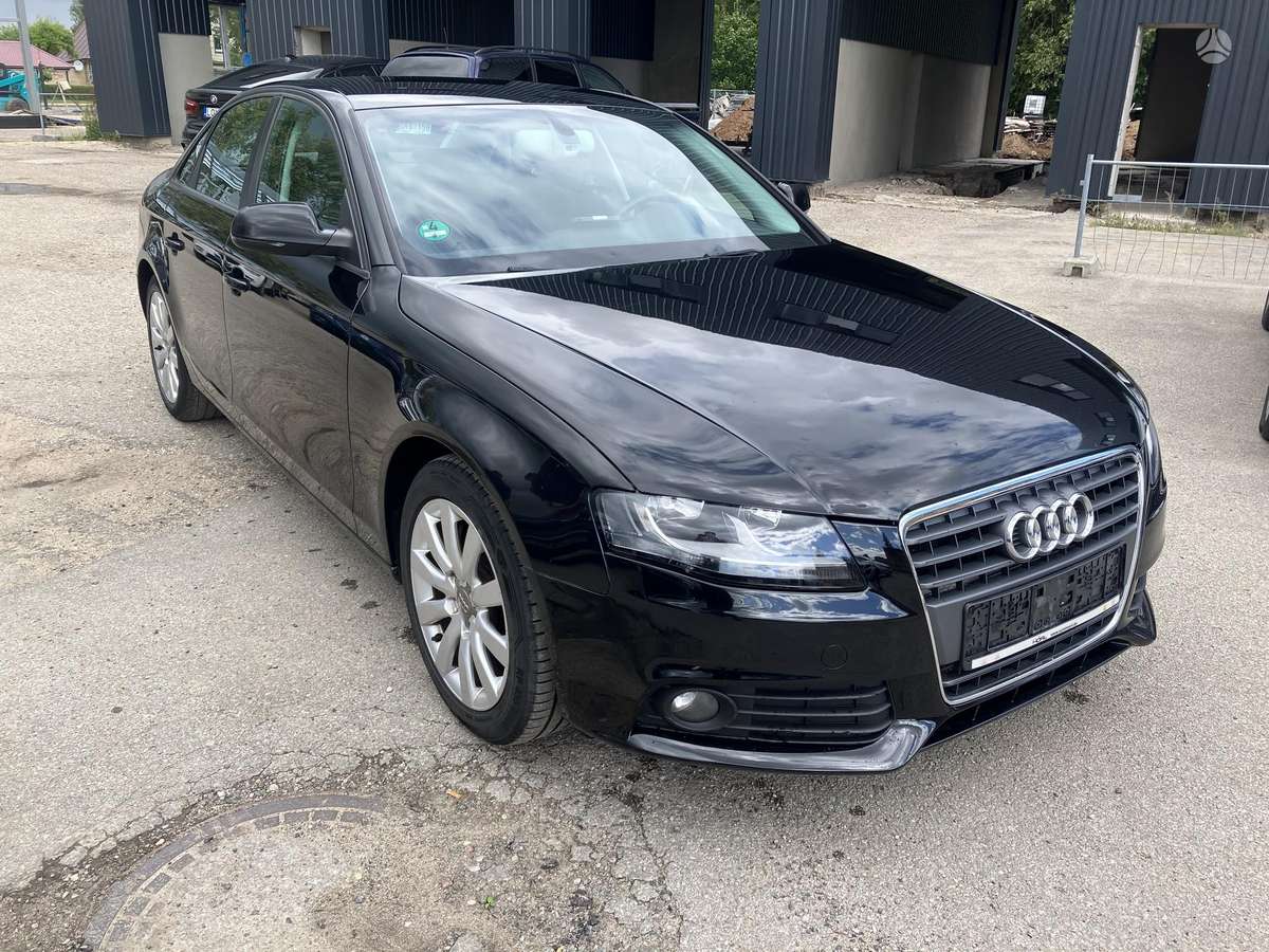 Audi A4, 2.7 l., sedanas