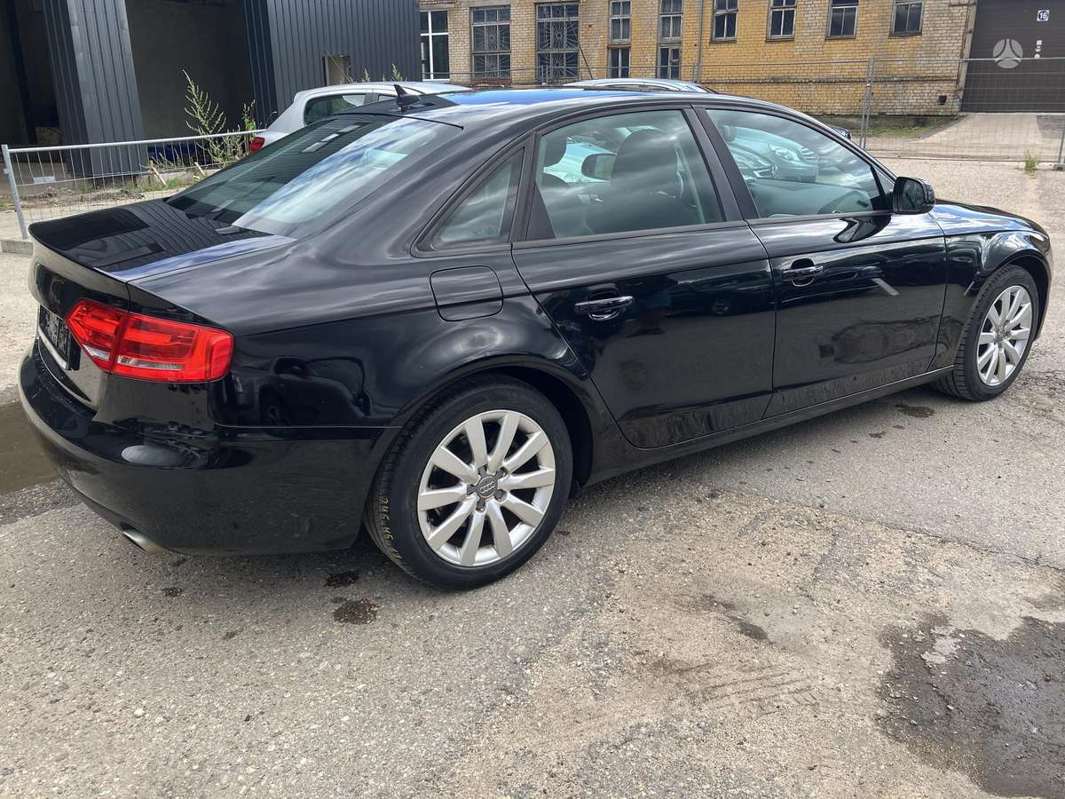 Audi A4, 2.7 l., sedanas