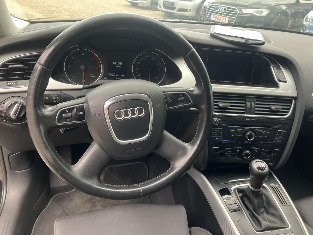 Audi A4, 2.7 l., sedanas