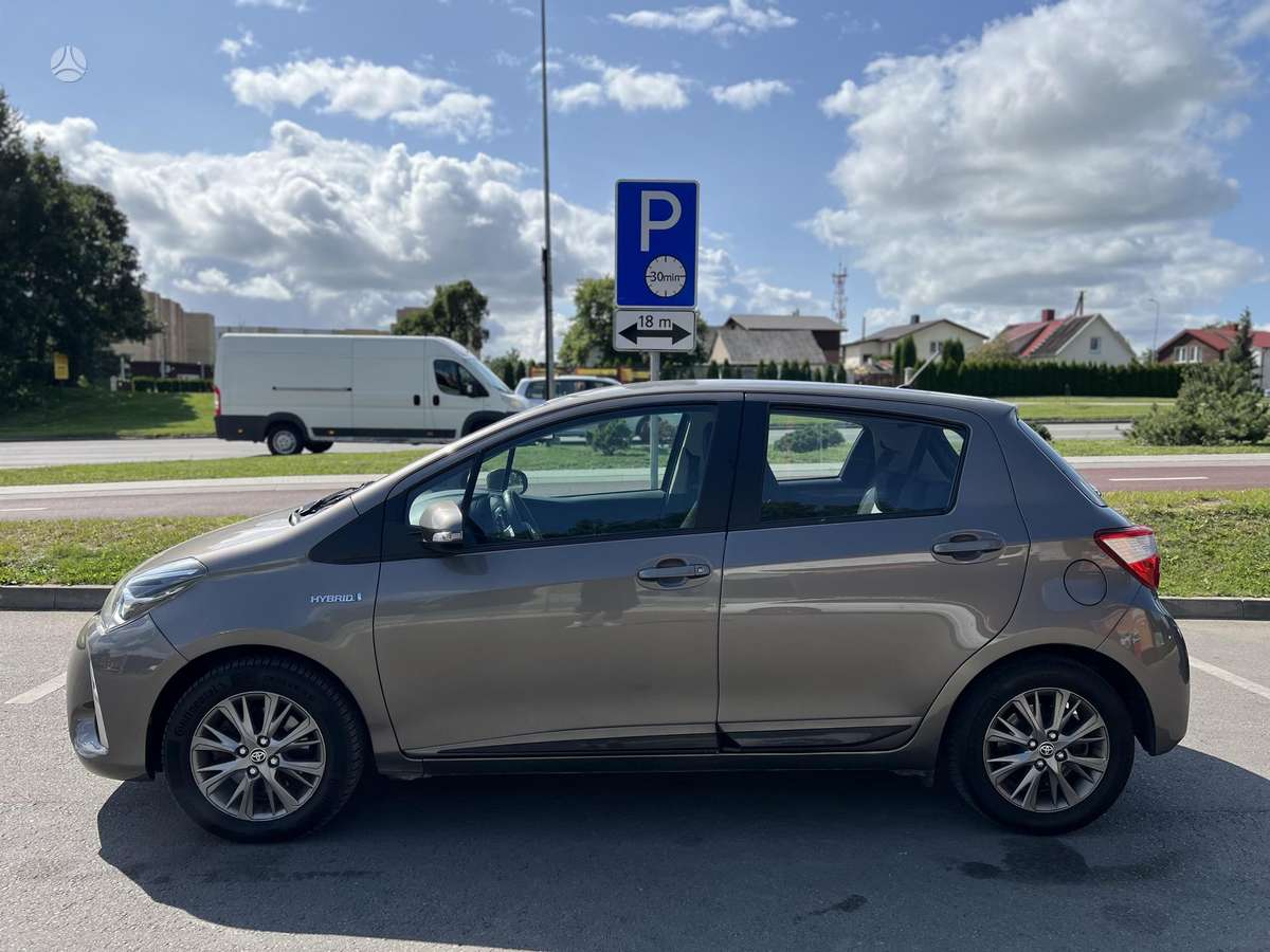 Toyota Yaris - 3