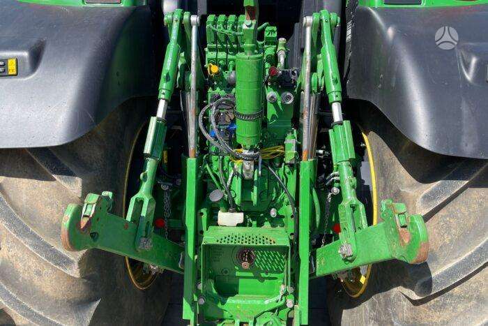 John Deere 6R250, tractors