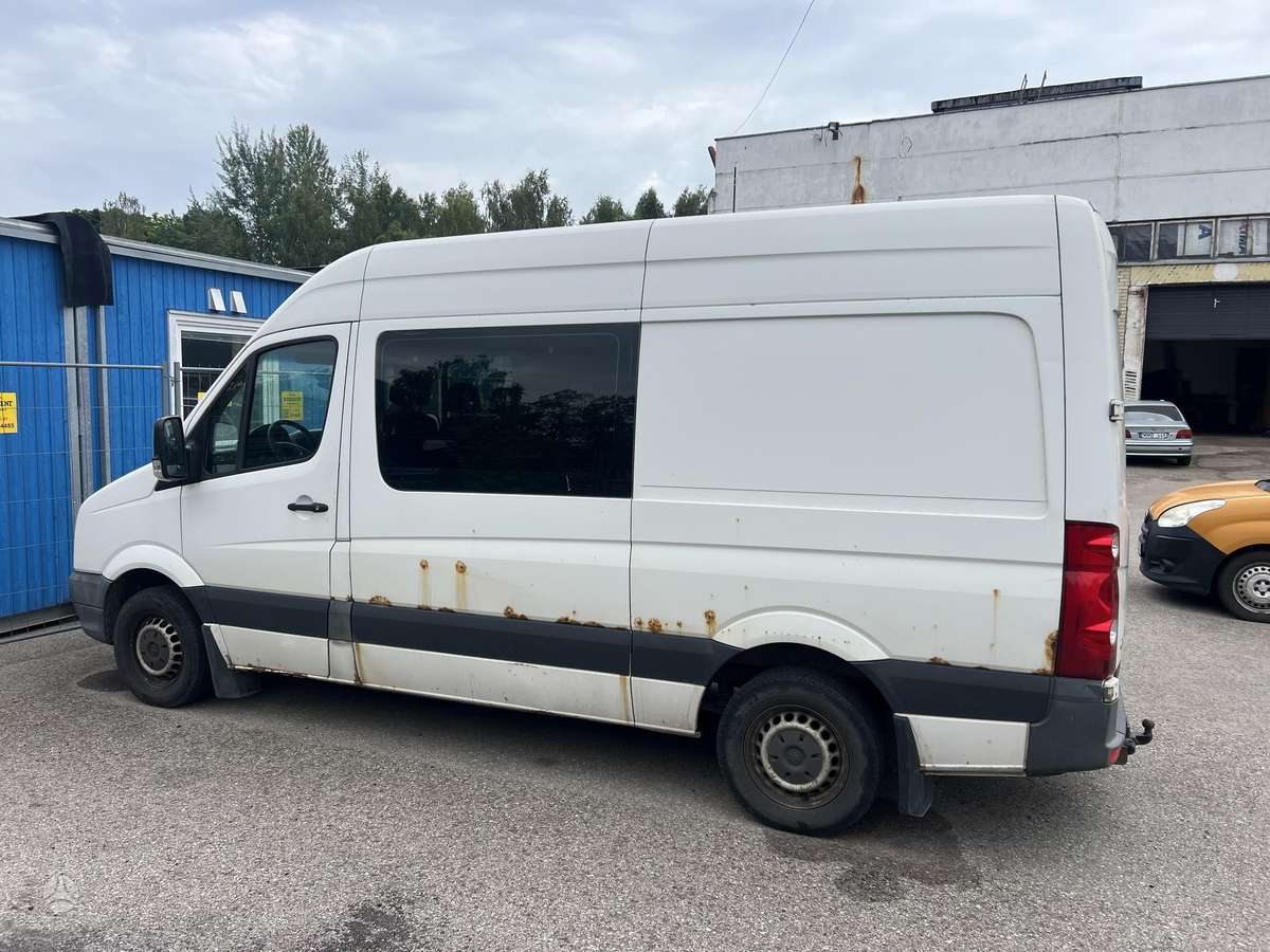 Volkswagen Crafter - 2