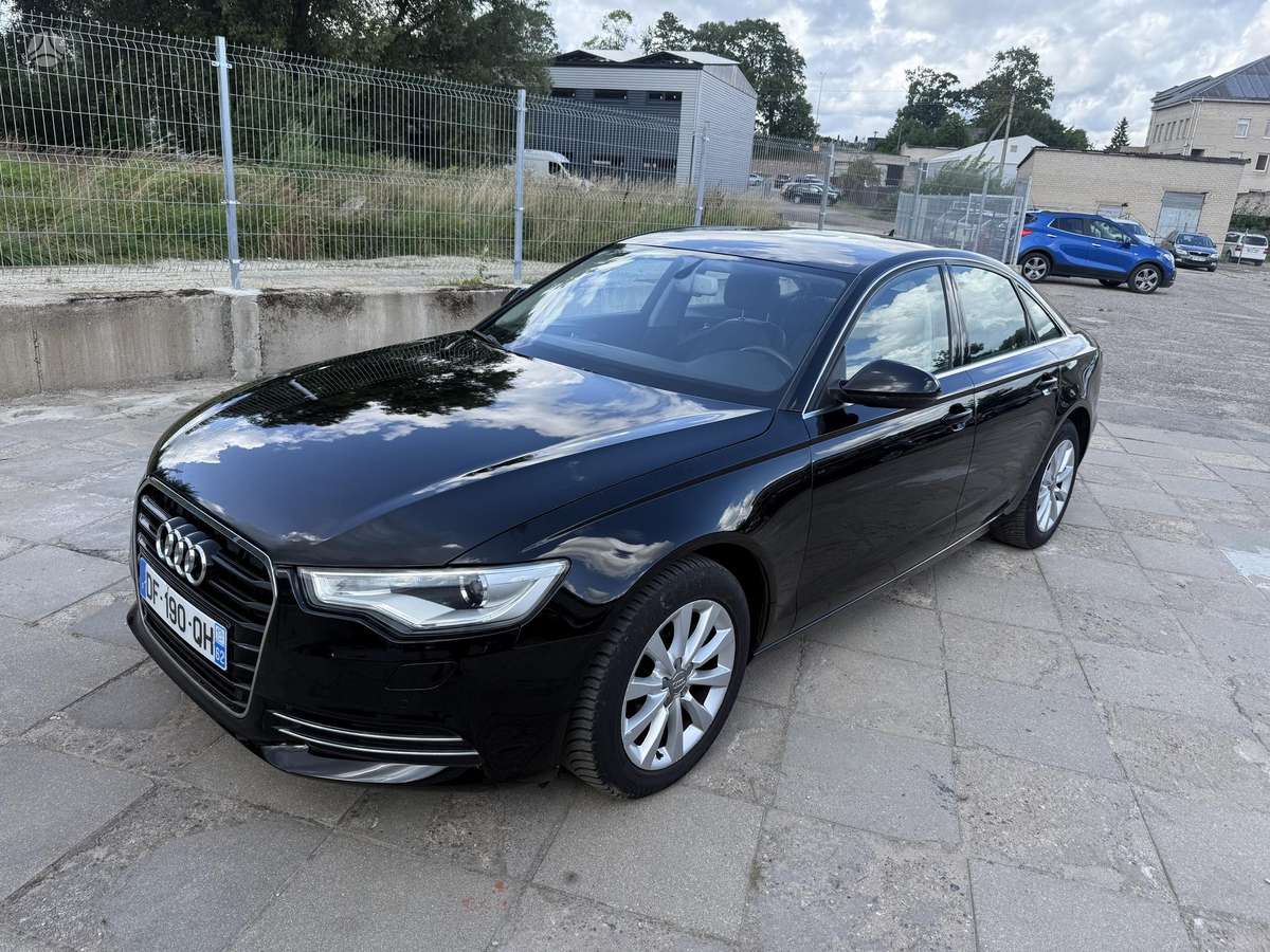 Audi A6, 2.0 l., Седан