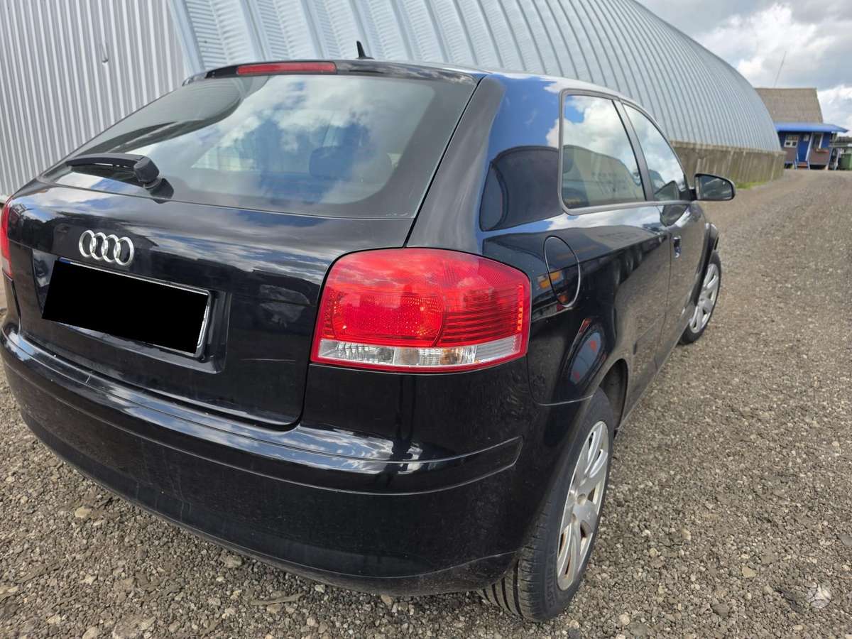Audi A3 kėbulo dalys