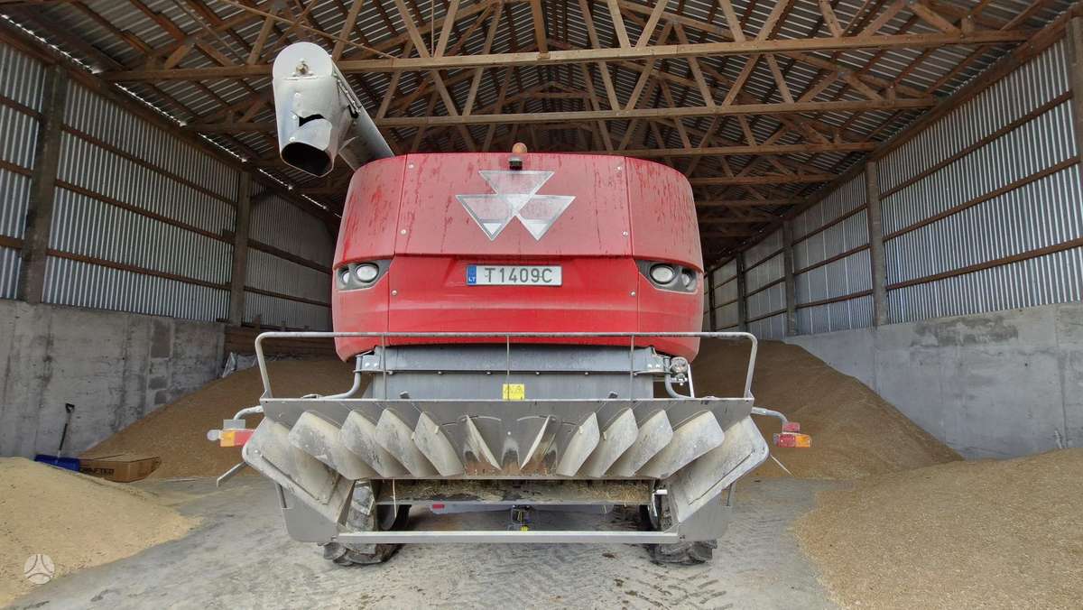 Massey Ferguson 7370 BETA, combine harvesters
