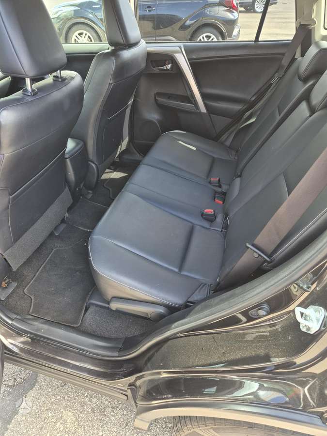Toyota RAV4 - 5