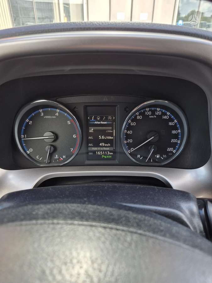 Toyota RAV4 - 9