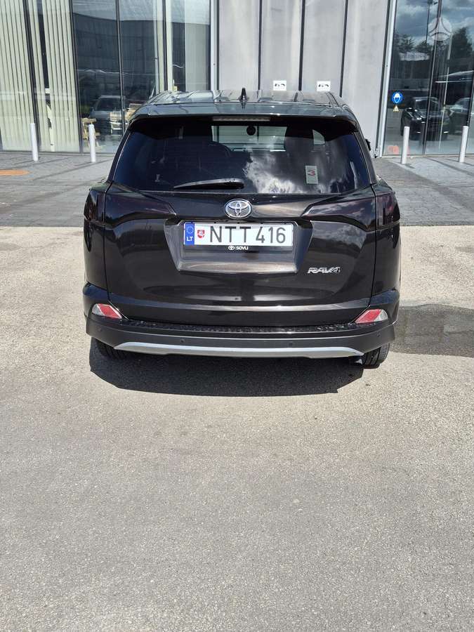 Toyota RAV4 - 11