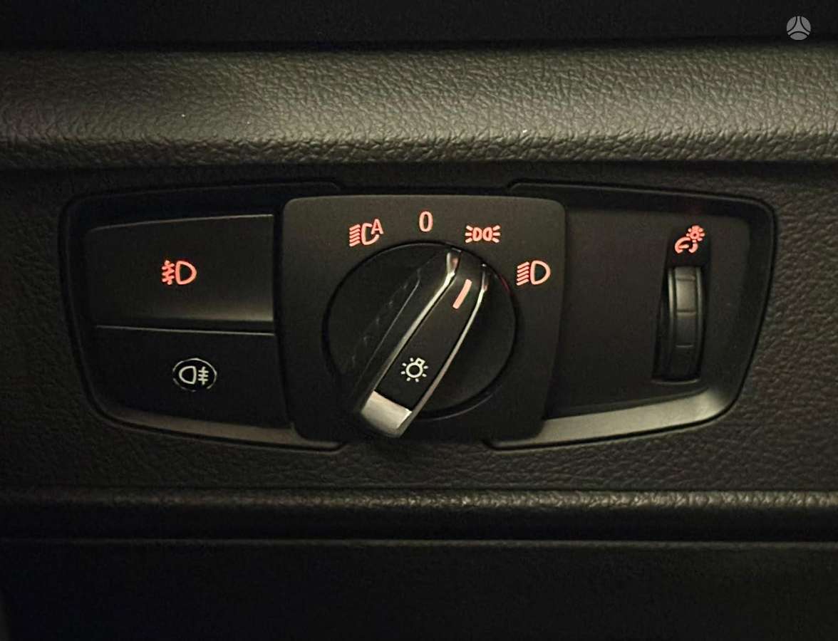 BMW 228, 2.0 l., Кабриолет