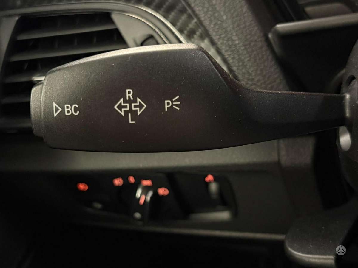 BMW 228, 2.0 l., Кабриолет