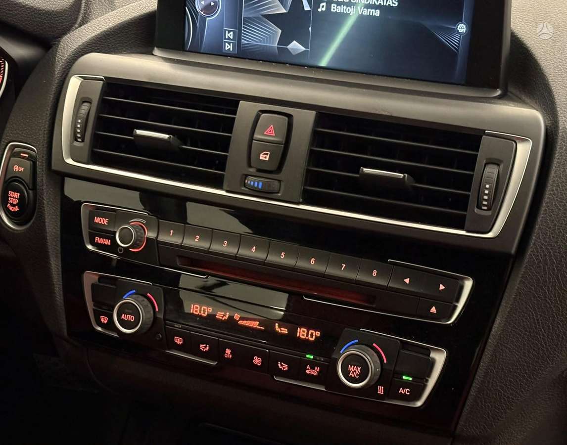 BMW 228, 2.0 l., Кабриолет