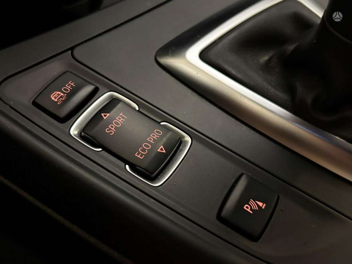 BMW 228, 2.0 l., Кабриолет